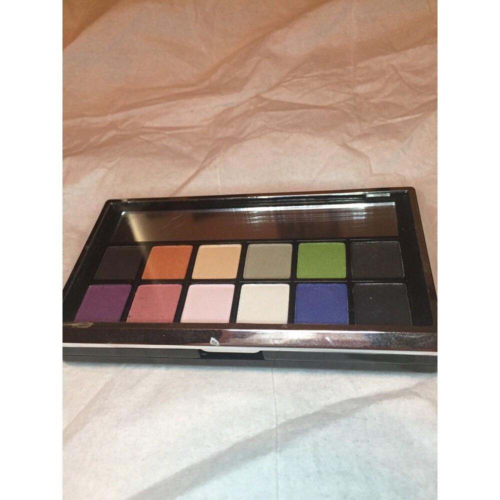 Markwins International Brand New 12 Eyeshadow Compact